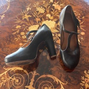 FRYE sz6 LIV TSTRAP pumps heels black retro concealed platform 0.75 inch